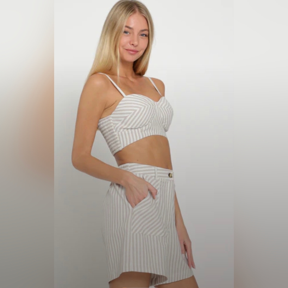 NWT Aakaa Linen Blend High Waisted Top & Short Set